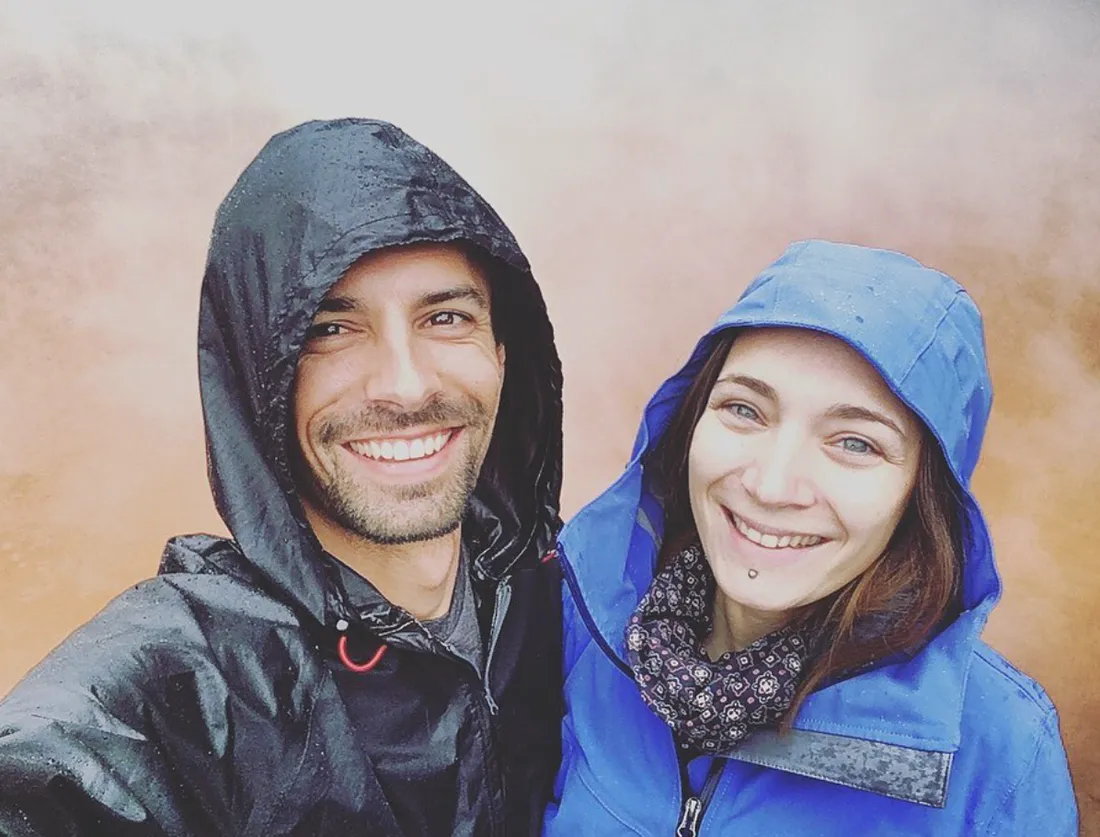 Elle fait le tour du monde avec son compagnon avant de perdre la vue et l’ouïe